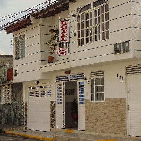 Hotel Ciudad Senora Буга Экстерьер фото