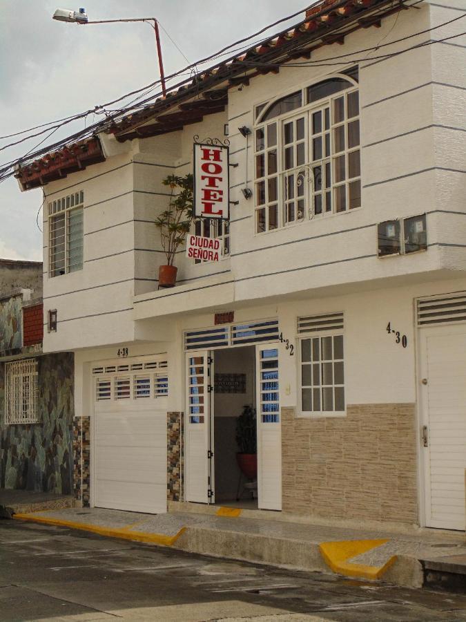 Hotel Ciudad Senora Буга Экстерьер фото